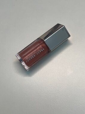 NEW Fenty Beauty Gloss Bomb Universal Lip Luminizer 02 FUSSY FU$$Y 5.5ML